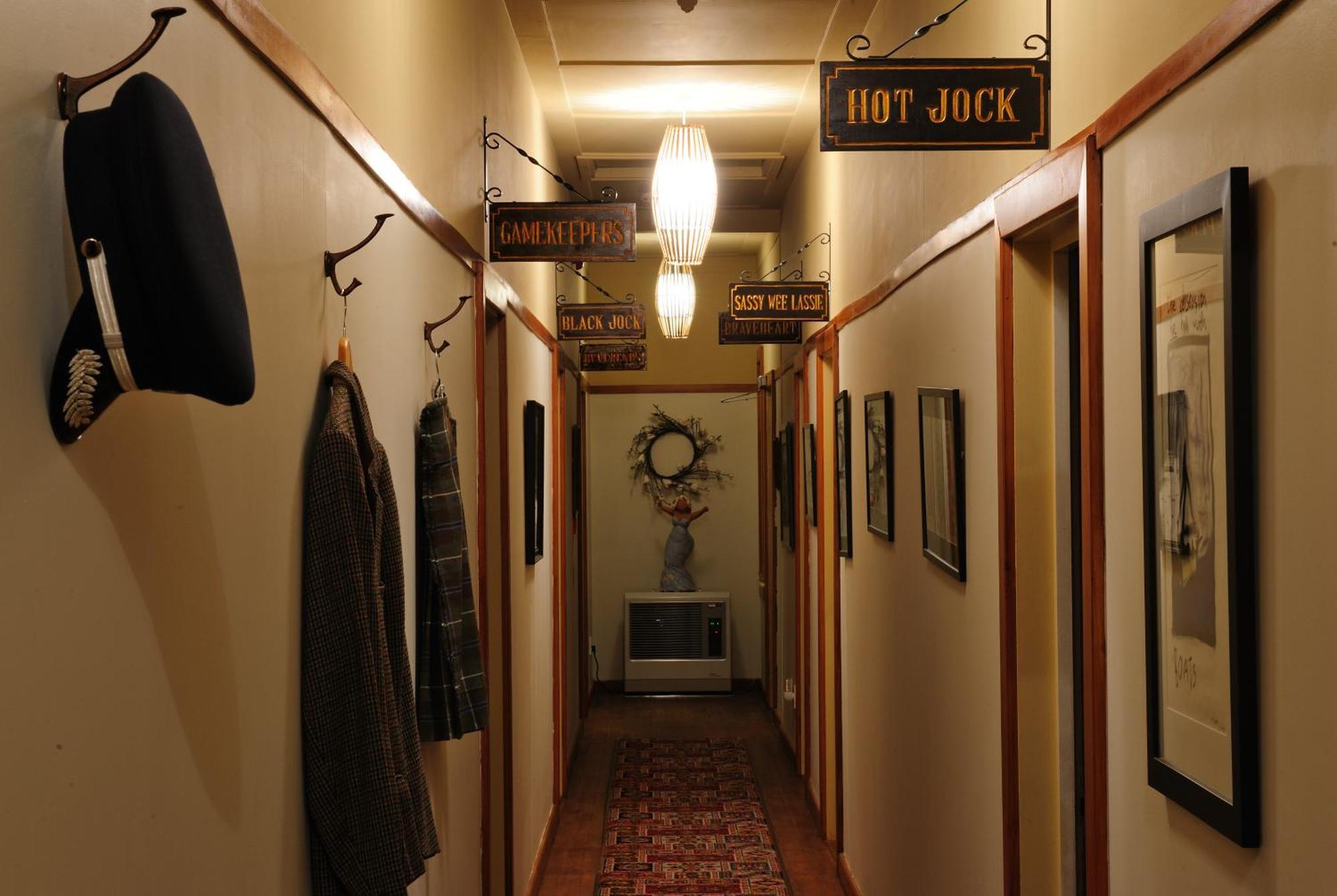 Blacks Hotel Ophir Eksteriør billede